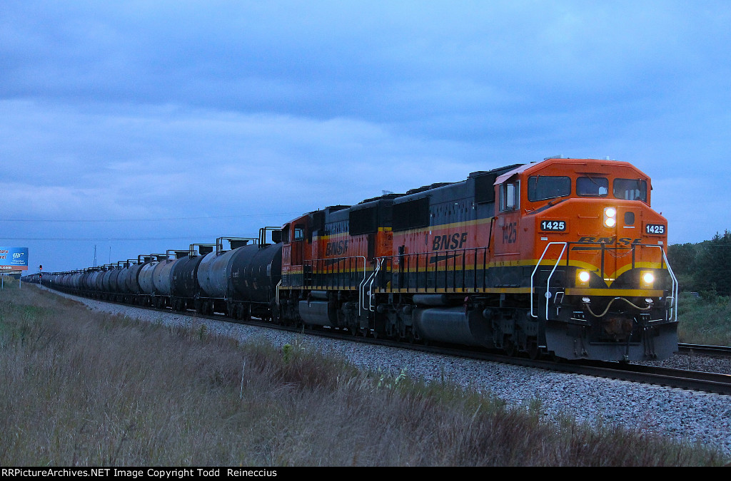 BNSF 1425